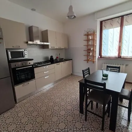 Bed and Breakfast Lupita 3*
